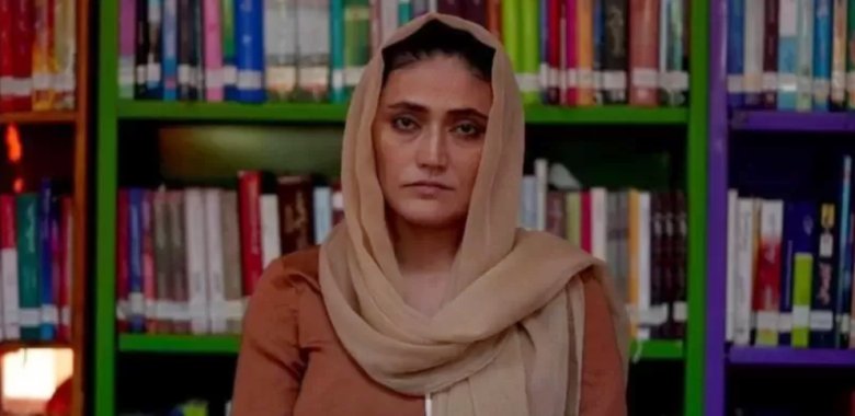 Talibana meydan oxuyan kitabxanaçı - Vahida Amiri