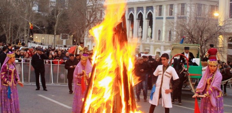 Ürəyinizin istisi gözlərinizdə işığa dönsün - Od çərşənbəsi günü